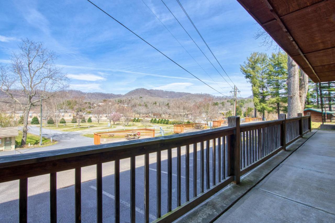 Campground Apts Apartment Lake Junaluska Exterior foto